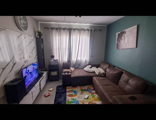 2 BEDROOM APARTMENT FOR SALE IN JABULANI